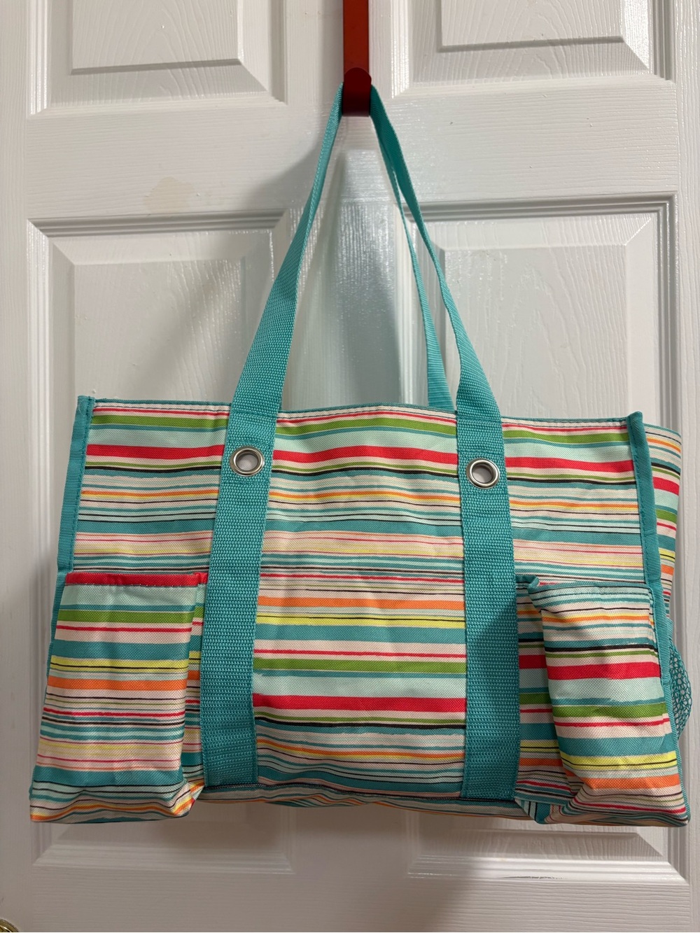 Thirty-one rainbow strip large utility tote with 7 pockets